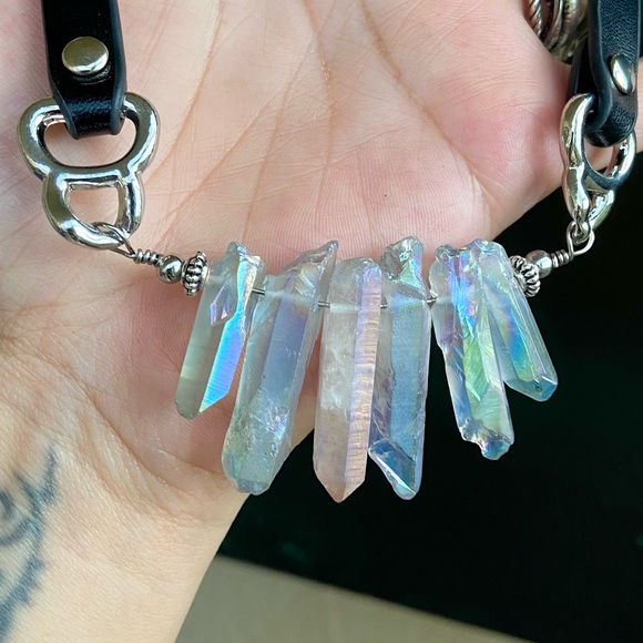 Crystal leather choker . Blue Angel aura rainbow iridescent Crystals choker - Picture 13 of 16